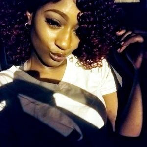 Meet your Posher, Arielle